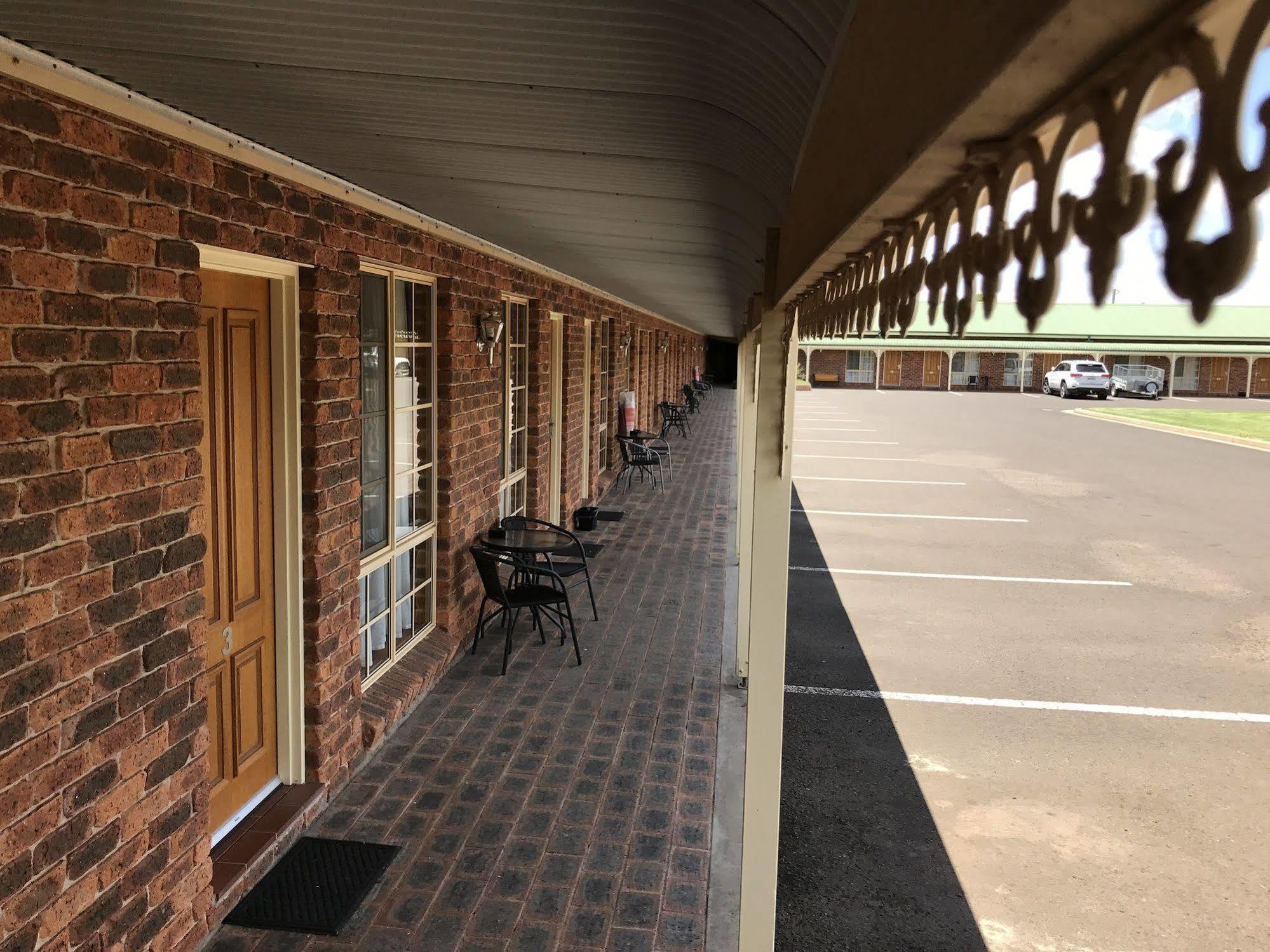 利顿赫乐迪奇汽车旅馆 Leeton 外观 照片
