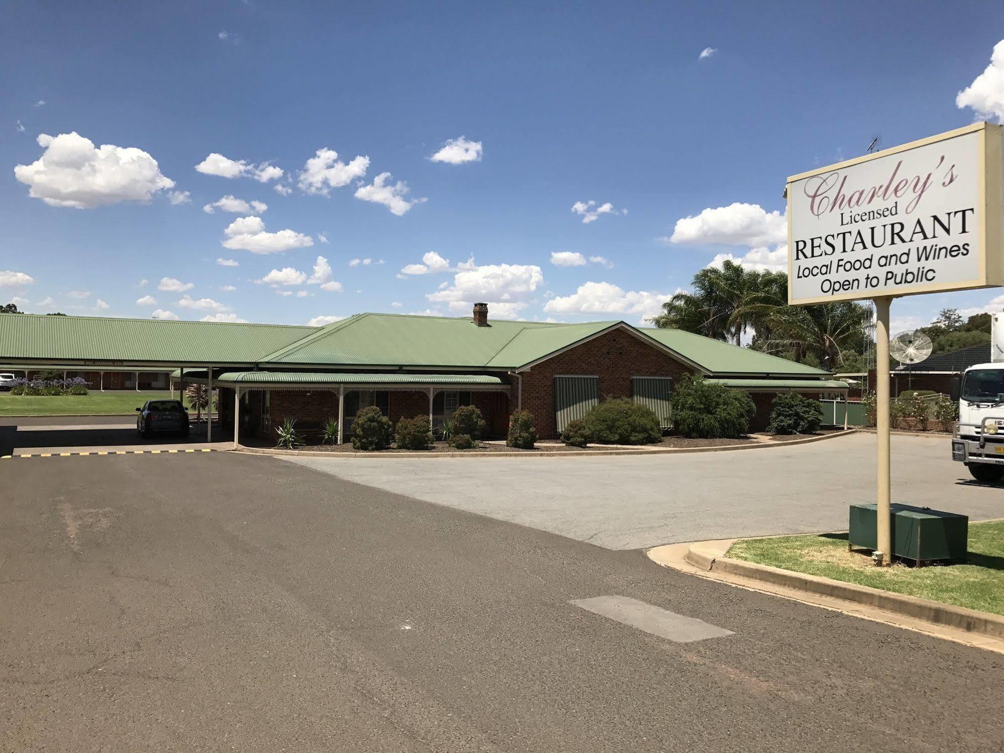 利顿赫乐迪奇汽车旅馆 Leeton 外观 照片