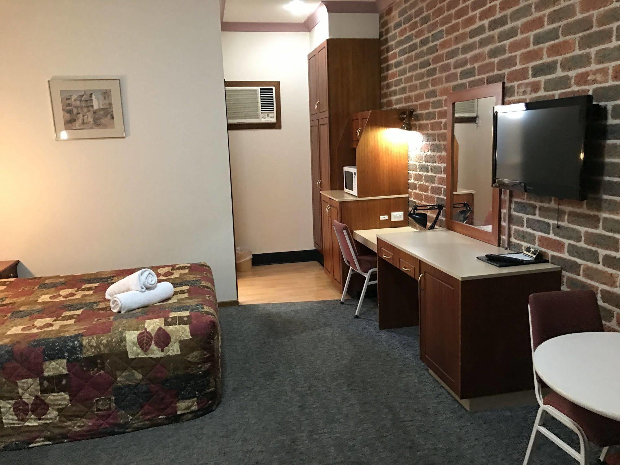 利顿赫乐迪奇汽车旅馆 Leeton 外观 照片