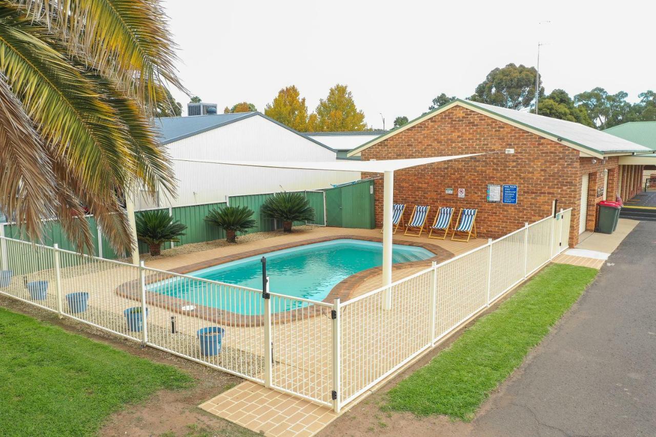 利顿赫乐迪奇汽车旅馆 Leeton 外观 照片